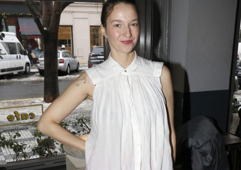 8225 berenika kohoutova scaled e1714126379323