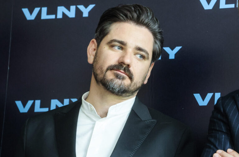 HML 9472 e1720540163499