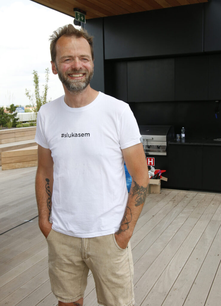 9905 lukas langmajer